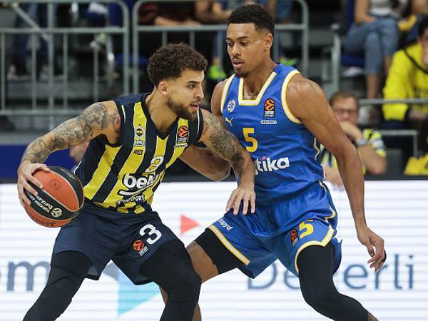 ניצח את האקסית (GETTY)