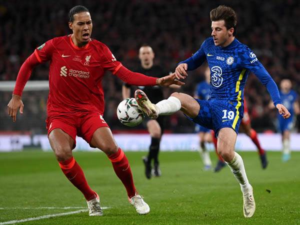מאונט מול ואן דייק. ליברפול מעוניינת (Michael Regan/Getty Images)