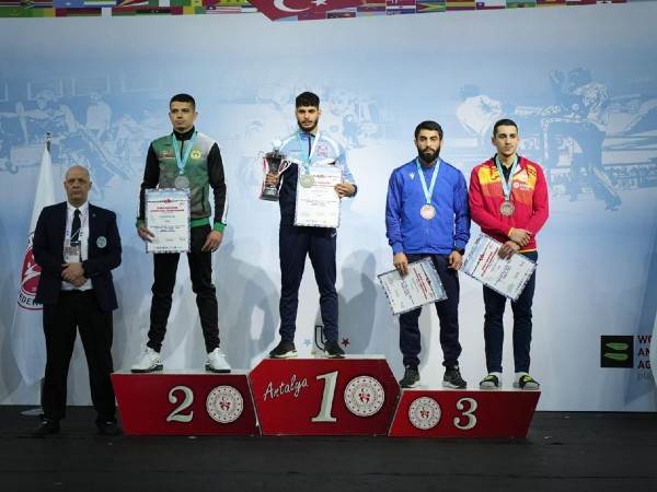 אור משה על הפודיום (קרדיט: חוסיין מרעי)