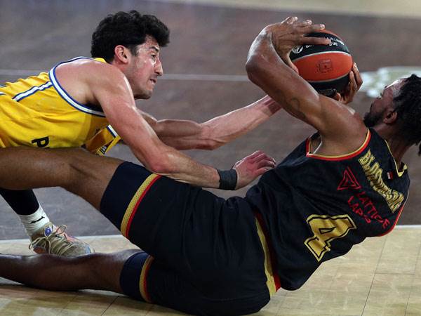 שני רבעים טובים, שניים רעים (Getty)