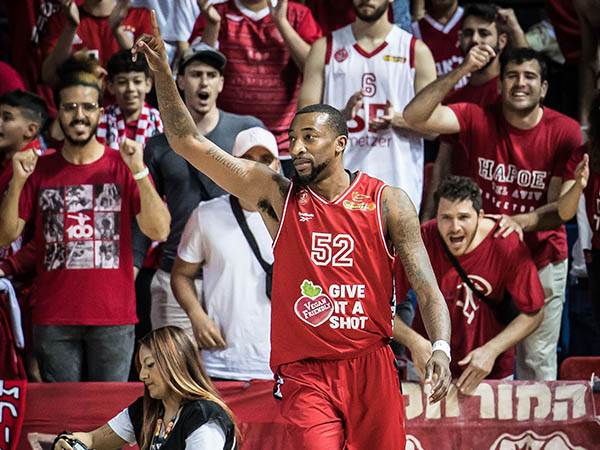 "כל הזמן צריכים להתגבש תוך כדי תנועה". מקריי (עודד קרני)