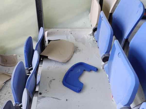 הכיסאות השבורים (צילום: מכבי חיפה)