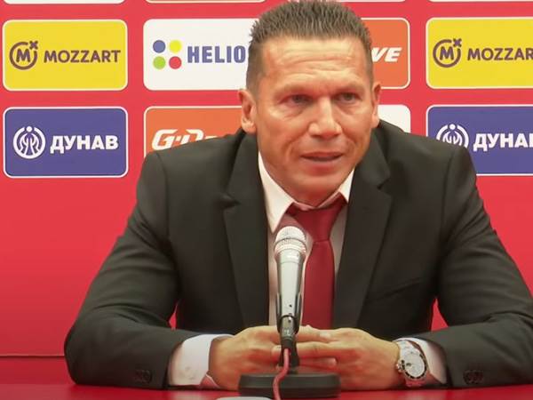 "צריך להתחבר לקהל". בכר מוצג בכוכב האדום (מתוך מסיבת העיתונאים של הכוכב האדום)