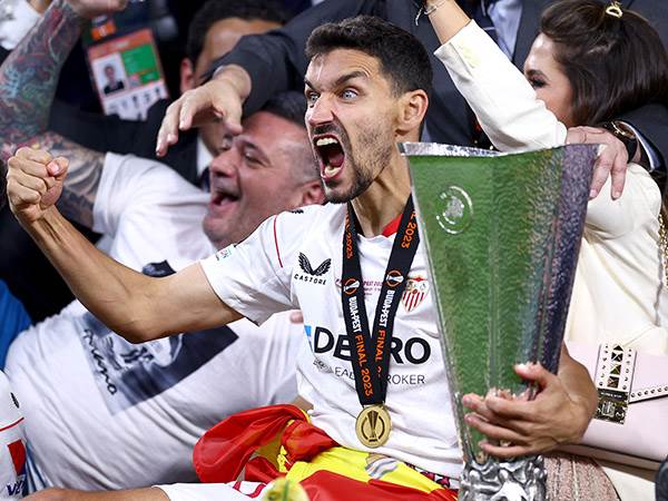 טירוף בסביליה (Clive Rose/Getty Images)