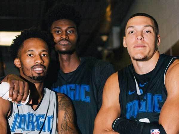 אנגולה, אייזק וארון גורדון. "אחווה של אחים" (אורלנדו מג'יק)