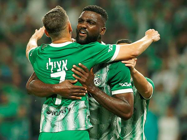 פרנטזדי פיירו ועומר אצילי. מככבים ברשימת השיאים של מכבי חיפה (אלן שיבר)