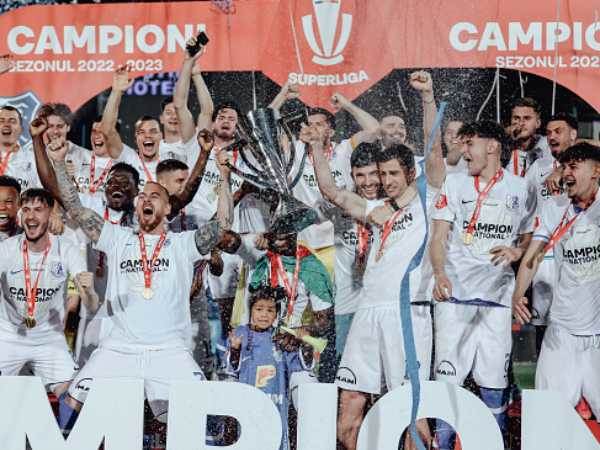 אליפות ראשונה מאז האיחוד, פארול