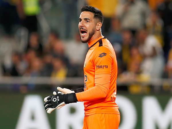 בדרך למכבי חיפה (אלן שיבר)