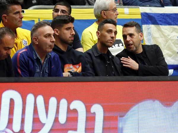 מבלים ביחד גם בשעות הפנאי (אלן שיבר)