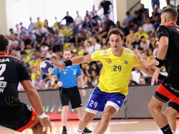 עונה חדשה בפתח (הדר ואן קולא, איגוד הכדוריד)