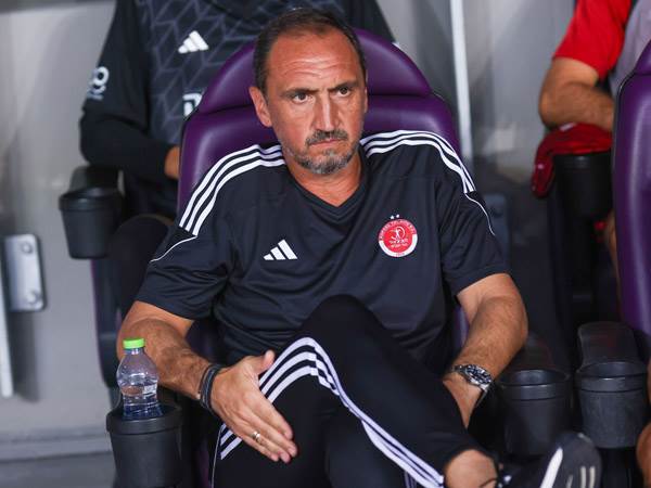 החתמה מספר שש? ולקאניס (צילום: אלן שיבר)