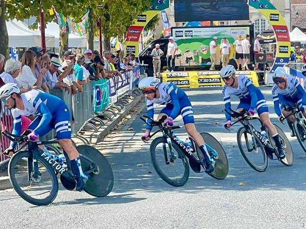 (נועה ארנון)