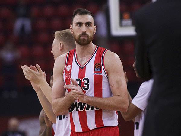 מילוטינוב. לא ישחק נגד מכבי ת"א (Euroleague Basketball via Getty)