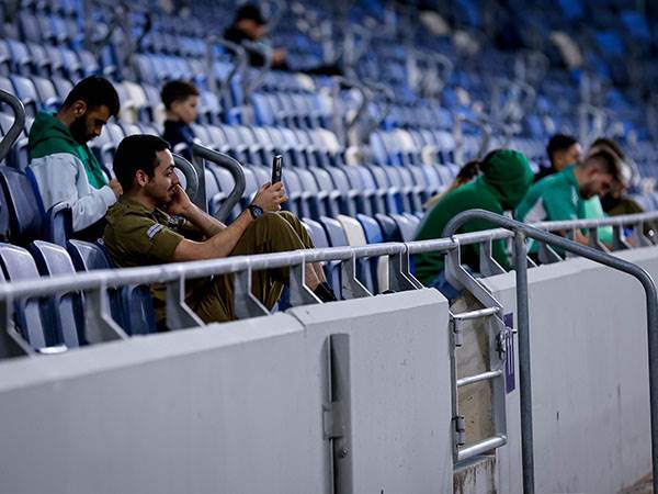 חוזרים הביתה, גם אם זה באופן חלקי (מאור אלקסלסי)