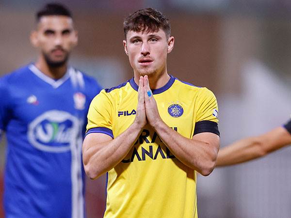 מתרחק מתקשורת (מאור אלקסלסי)