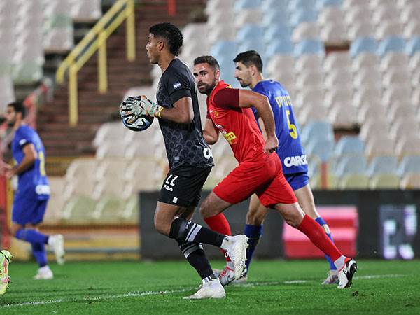 (לירון מולדובן)