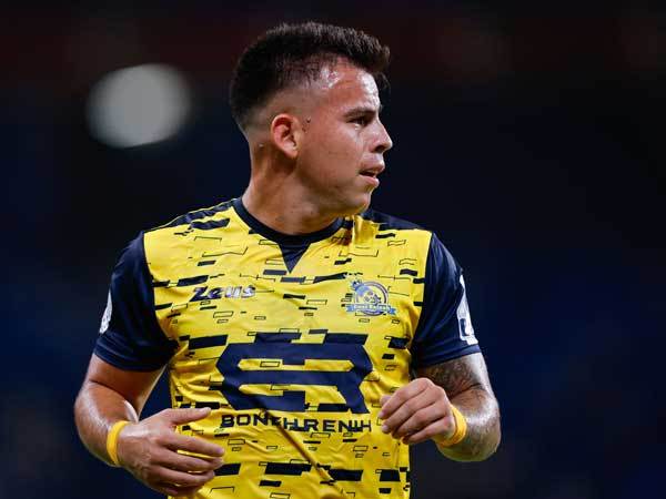 נפרד אחרי חצי עונה. ואקה (צילום: מאור אלקסלסי)