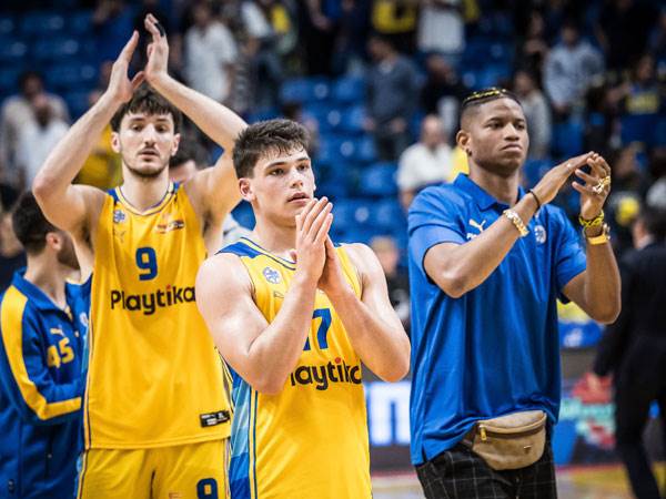 18 ברציפות (אלן שיבר)