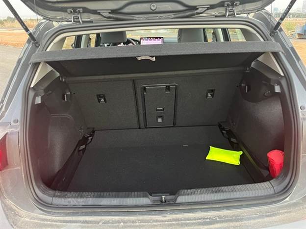 381 ליטרים שימושיים