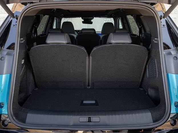 תא מטען שצמח ב-49 ליטר