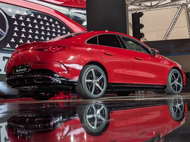 פלטפורמה חדשה, גם לבעירה פנימית וגם לחשמל בארכיטקטורת 800 וולט