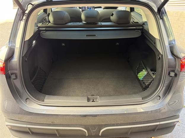 493 ליטר שימושיים מאחור