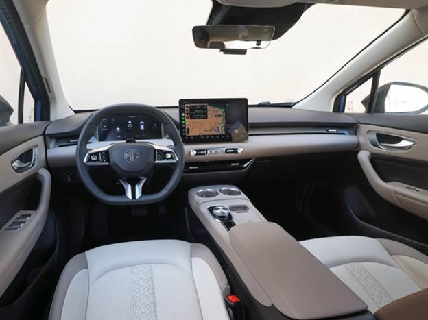 מסכים שגדלו בכמה אינצ`ים והפכו ברורים יותר