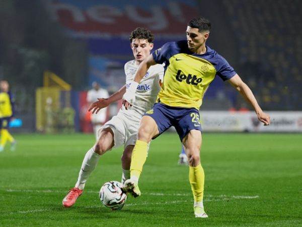 VIRGINIE LEFOUR / BELGA MAG / Belga / AFP via Getty Images