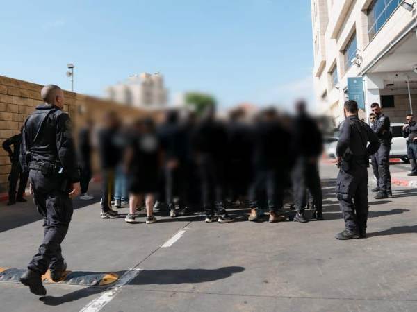 "התנהגות מבישה" (באדיבות דוברות המשטרה)
