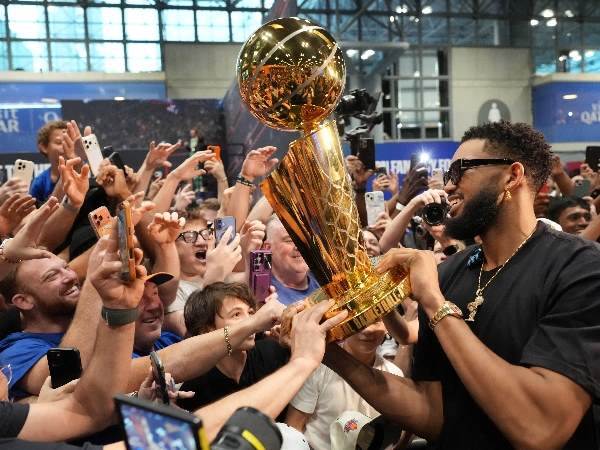 (Photo by John Nacion/Getty Images for Fanatics)