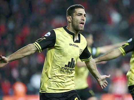 מאפור לגיבור. שכטר (אלן שיבר)