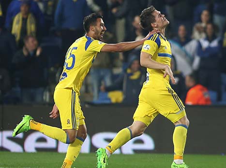 יודע מי המועמדת מספר 1 לאליפות (אלן שיבר)