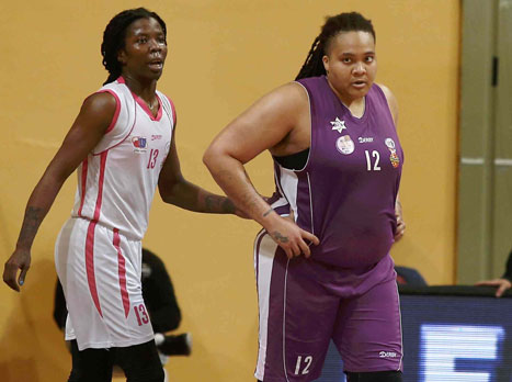 יכולת טובה שלה לא הספיקה. אדאמס (אלן שיבר)