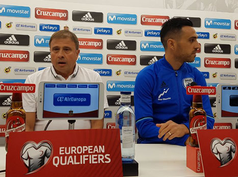 מכין הפתעה. אלישע לוי