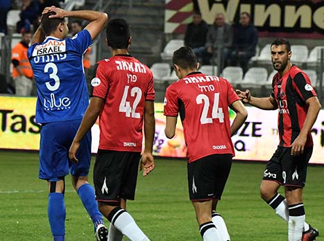 "מי שחושב שהוא כוכב יישב ביציע" (אנצ'ו גוש)