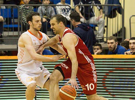 הלפרין. גם בליגה הישראלים לא מקבלים מספיק דקות (מנהלת)