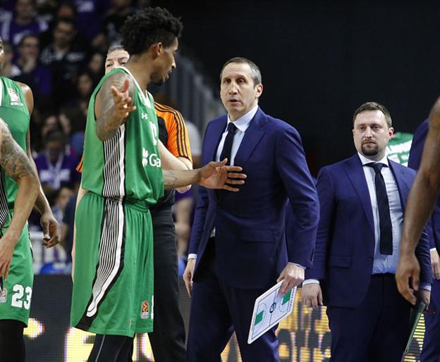 בלאט וחניכיו היו קרובים להפתיע (getty)