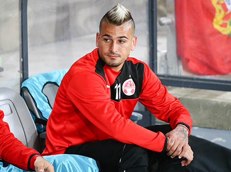 שוב משך אש. בוזגלו (אלן שיבר)