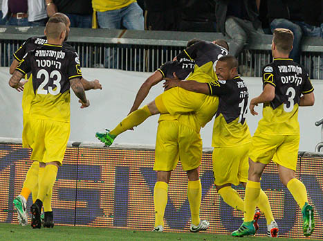 "יש לי שליטה על השחקנים" (צילום: עודד קרני)