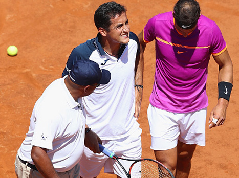 הפציעה של אלמגרו. נדאל נהנה מניצחון טכני (getty)