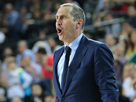 פתח את חצי הגמר ברגל שמאל. בלאט (Getty)