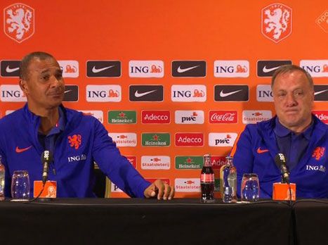 חוליט ואדבוקאט. משימה קשה לפניהם