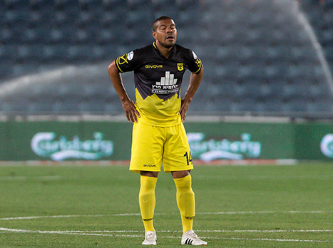 תלוי בזרים האחרים. קלאודמיר (עודד קרני)