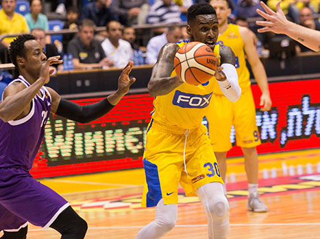 על מילר וחבריו יאסר לצאת מתל אביב ללא אישור (אלן שיבר)