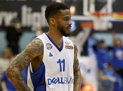 גם הוא ממשיך במבצר. טוריאן גרין (מנהלת הליגה)