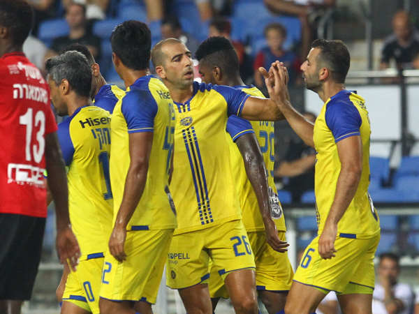 הצהובים לא התקשו מול 10 אדומים (אלן שיבר)