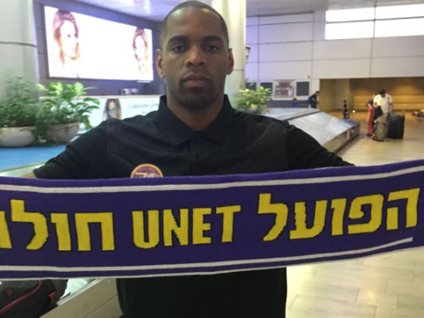 הולוואי. "שמח להיות כאן שוב"