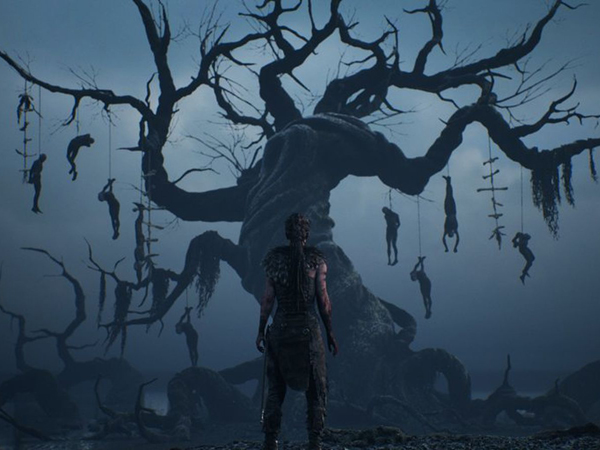 קולות בראשה של סנואה ילוו אתכם לאורך המשחק ויספקו אינדיקציה למצבכם. מתוך Hellblade: Senua's Sacrifice