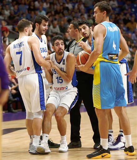 אחד המשחקים החלשים של הנבחרת אי פעם (אלן שיבר)