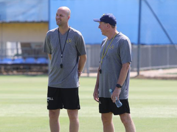 קרויף ומקלארן. הפוקוס עובר לאירופה (האתר הרשמי של מכבי ת"א)